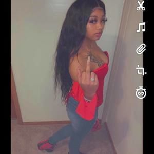 Meet your Posher, Shanti